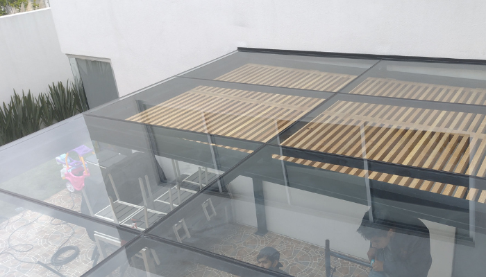 PERGOLAS DE ACERO, MADERA O DOMOS DE CRISTAL TEMPLADO PARA TERRAZA EN CDMX Y BOSQUE REAL