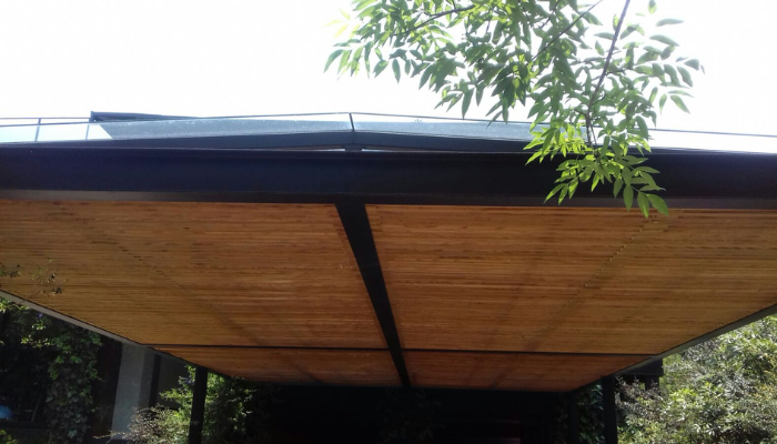 pergolas para terraza de acero con madera o aluminio y cristal templado