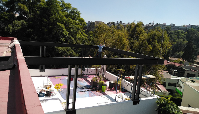 pergolas para terraza de acero con madera o aluminio y cristal templado 