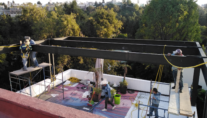 pergolas para terraza de acero con madera o aluminio y cristal templado 