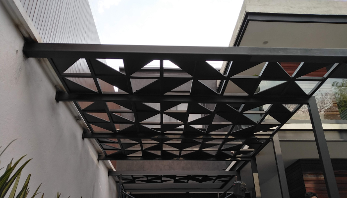 PERGOLAS Y DOMOS PARA TERRAZA, PERGOLAS DE ACERO Y CRISTAL TEMPLADO CON ALUMINIO Y MADERA 